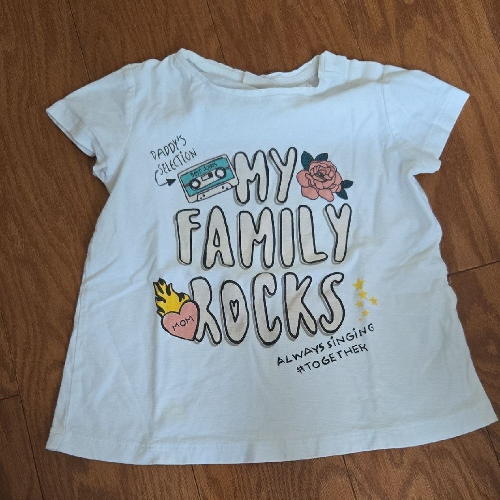 Zara White Short Sleeve Tee with Graphic Design